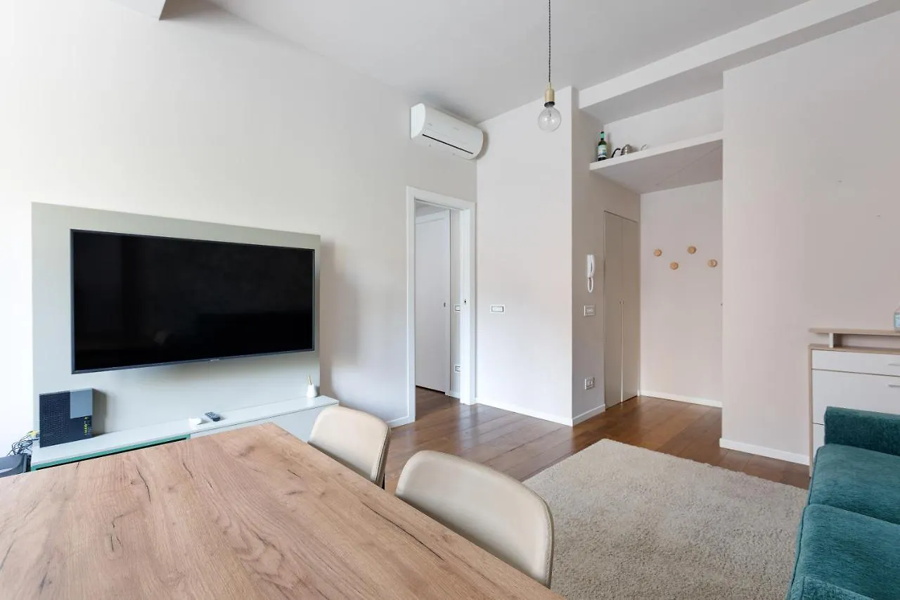 Bullona Bright & Design Apt - M5 Gerusalemme Milán