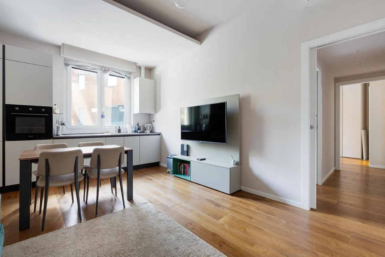 Bullona Bright & Design Apt - M5 Gerusalemme Milan Italy