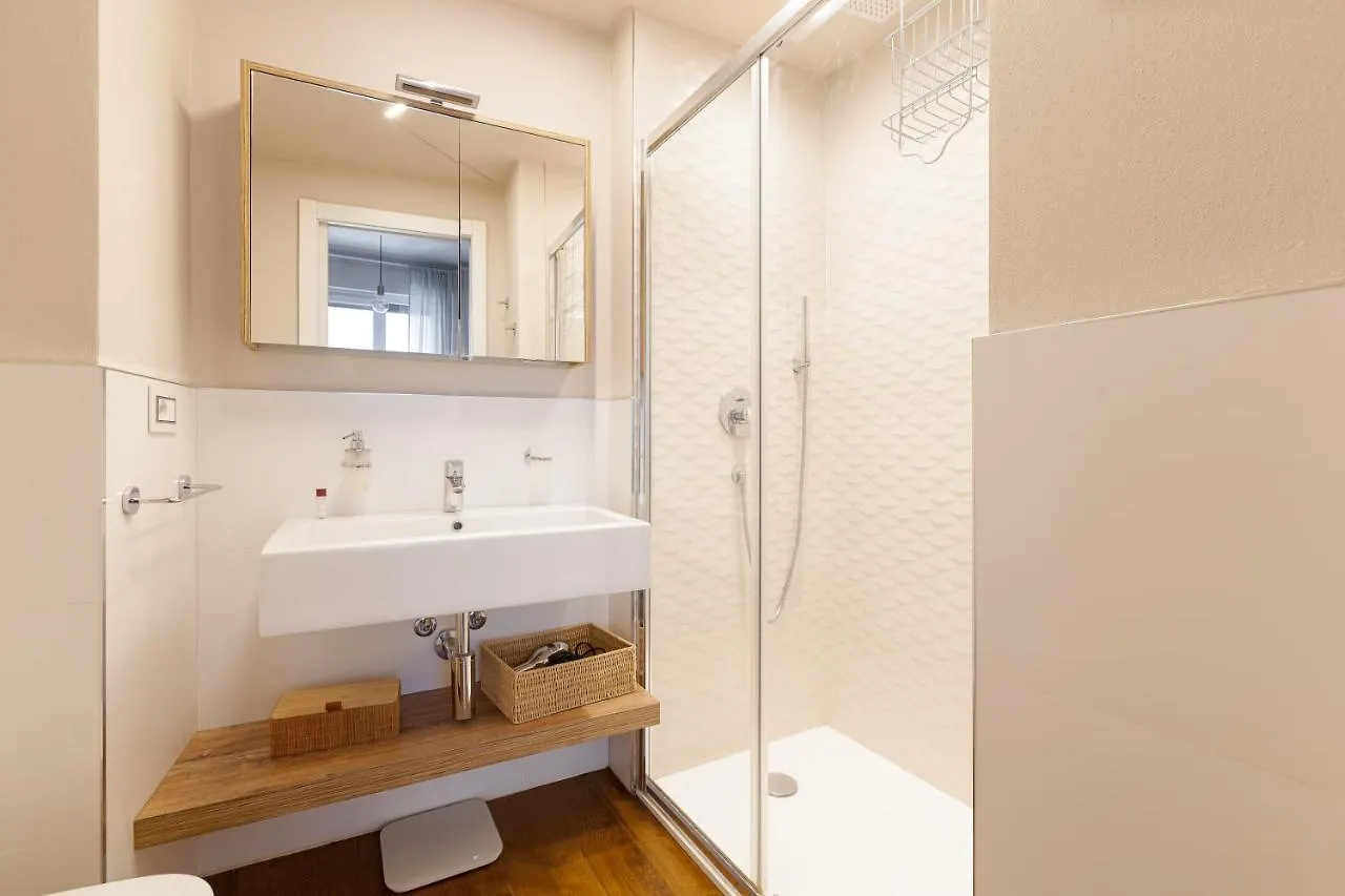 Bullona Bright & Design Apt - M5 Gerusalemme Milan Apartment